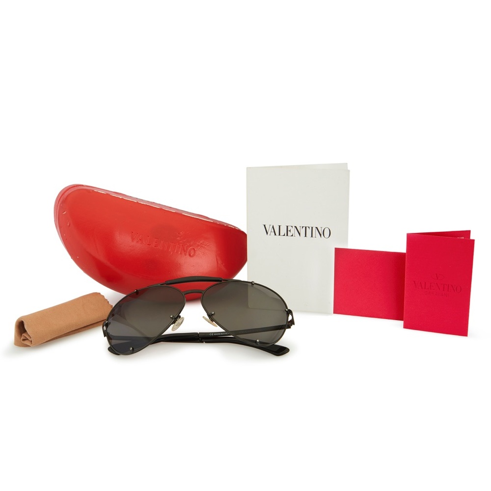 Authentic Valentino Black Aviator Style Sunglasses
